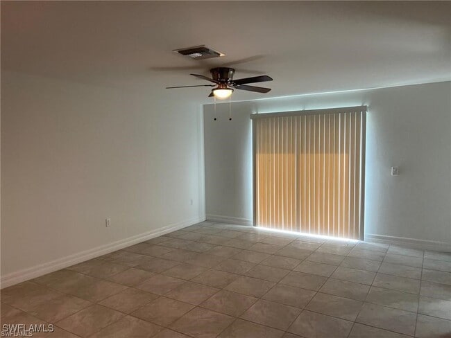 Building Photo - 6064 Laurelwood Dr