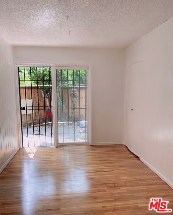 Building Photo - 3200 S Sepulveda Blvd