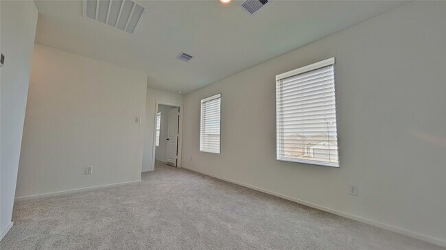 Building Photo - 16806 Old Wagon Wy