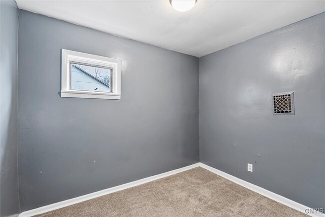 Building Photo - 811 1st N St