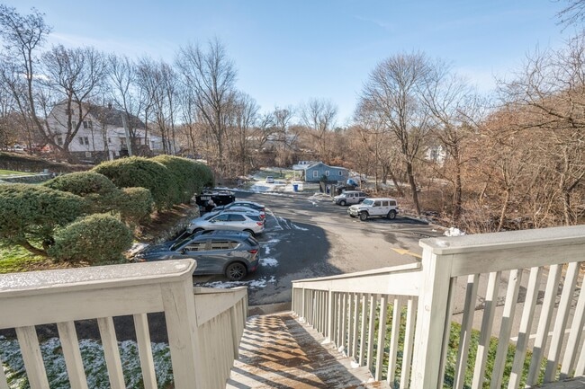 Building Photo - 113 Park Ave