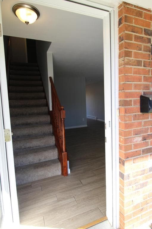 Building Photo - 708 N Main St