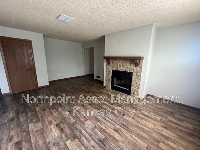 Building Photo - 8710 NW 82 Terrace