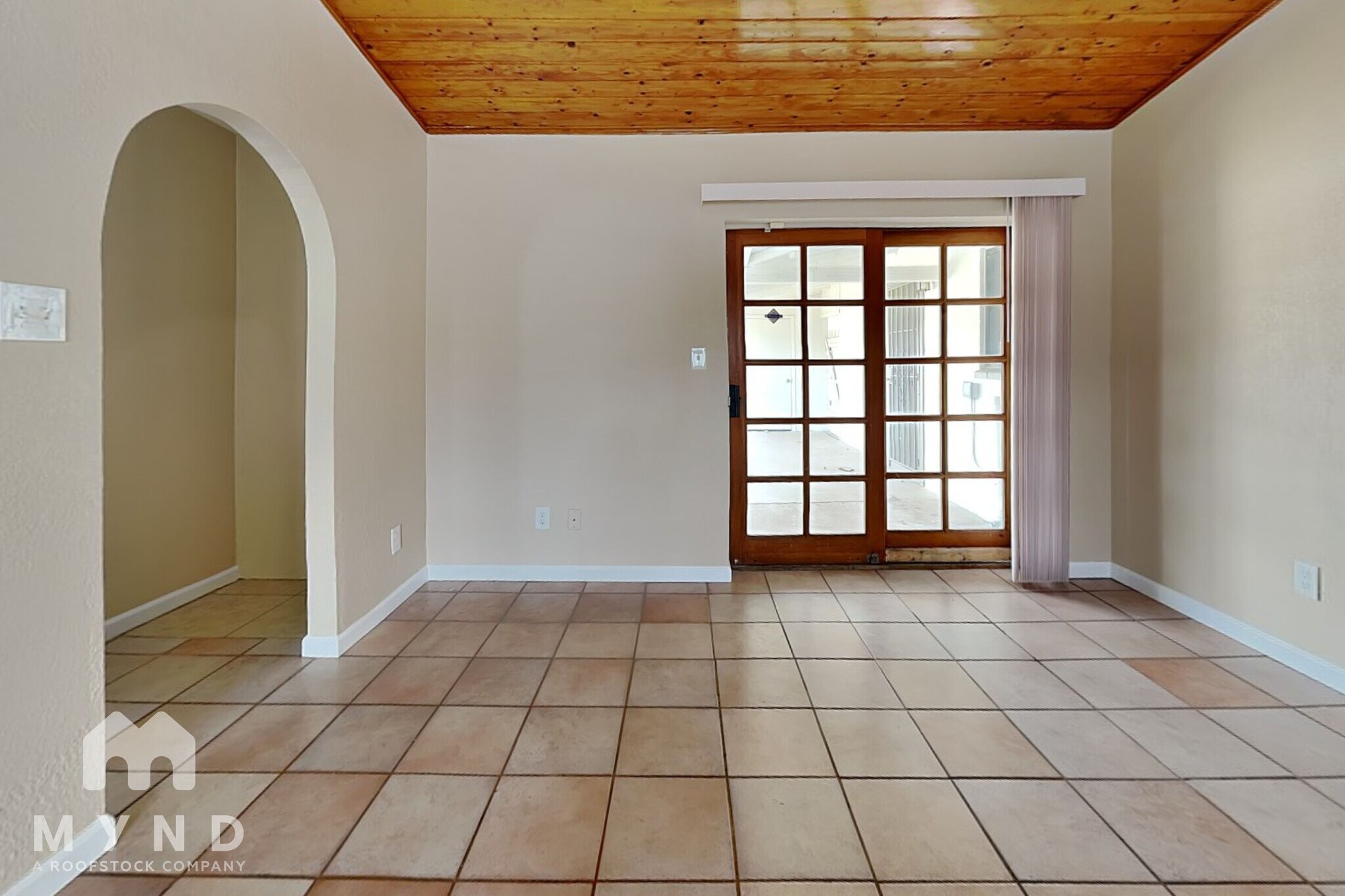 Building Photo - 10948 W 4th St