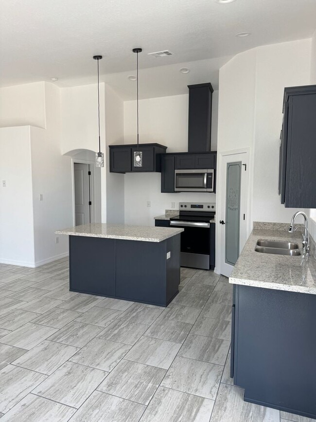 Building Photo - Brand New San Luis Three Bedroom Home