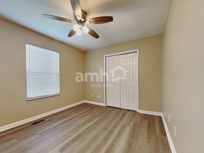 Building Photo - 2233 Cartmill Dr