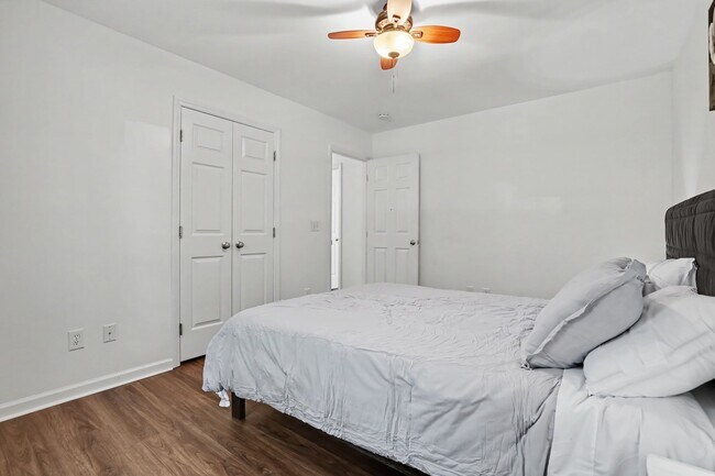 Building Photo - 4204 High Mountain Dr