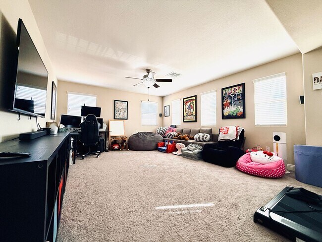 Building Photo - Coming Soon-Beautiful Home in El Dorado Gated Community!
