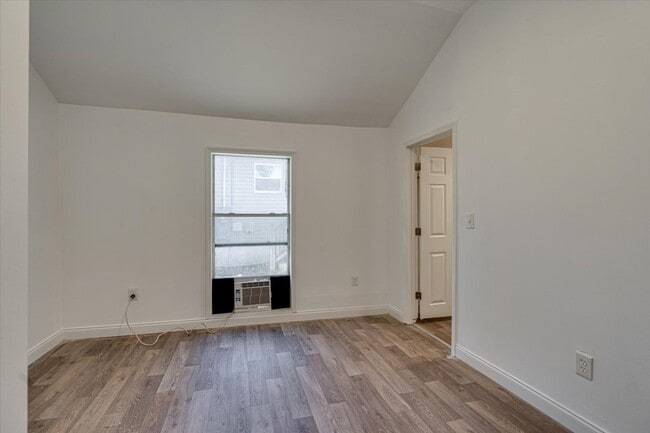 Building Photo - 6110 Walden Ave