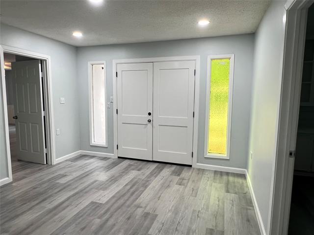 Building Photo - 1131 Kris St