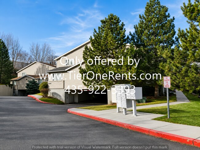 Building Photo - $500 OFF First Month's Rent