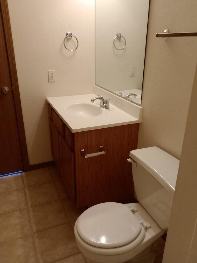 Building Photo - 5718 Canaveral Dr