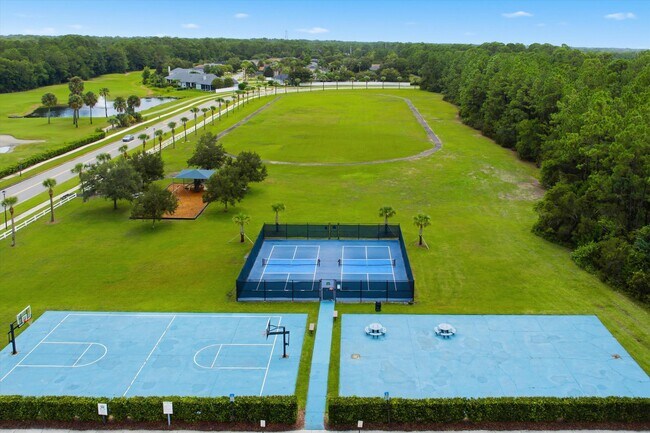 Building Photo - 520 Florida Club Blvd