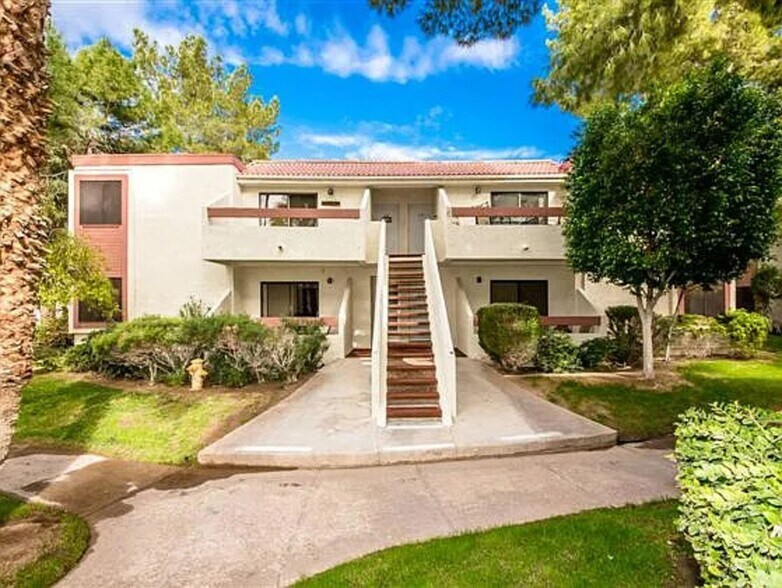 Building Photo - 441 Moser Ave