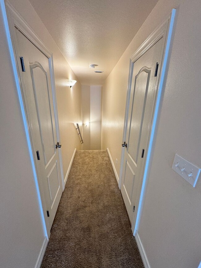 Building Photo - Gated Community close to Barksdale Air For...