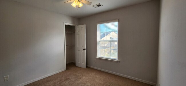 Building Photo - 1607 Musket Trail