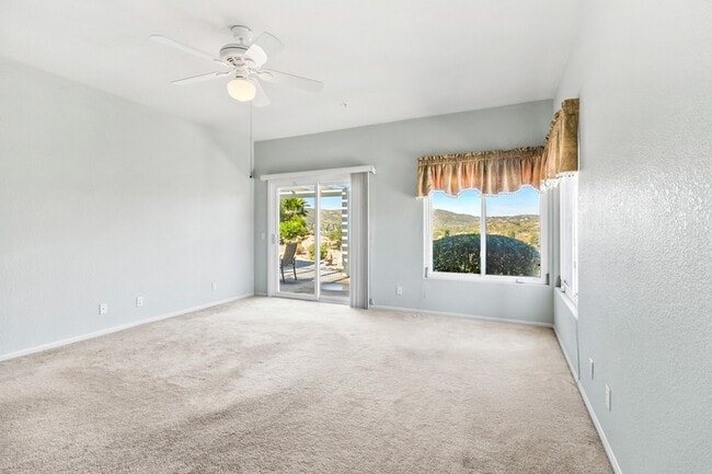 Building Photo - 15543 Vista Vicente Dr