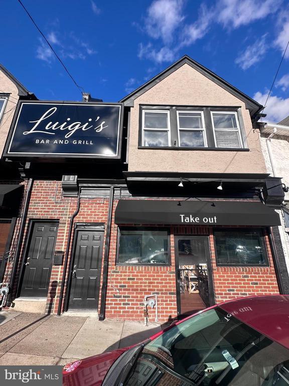 Building Photo - 411 Burmont Rd