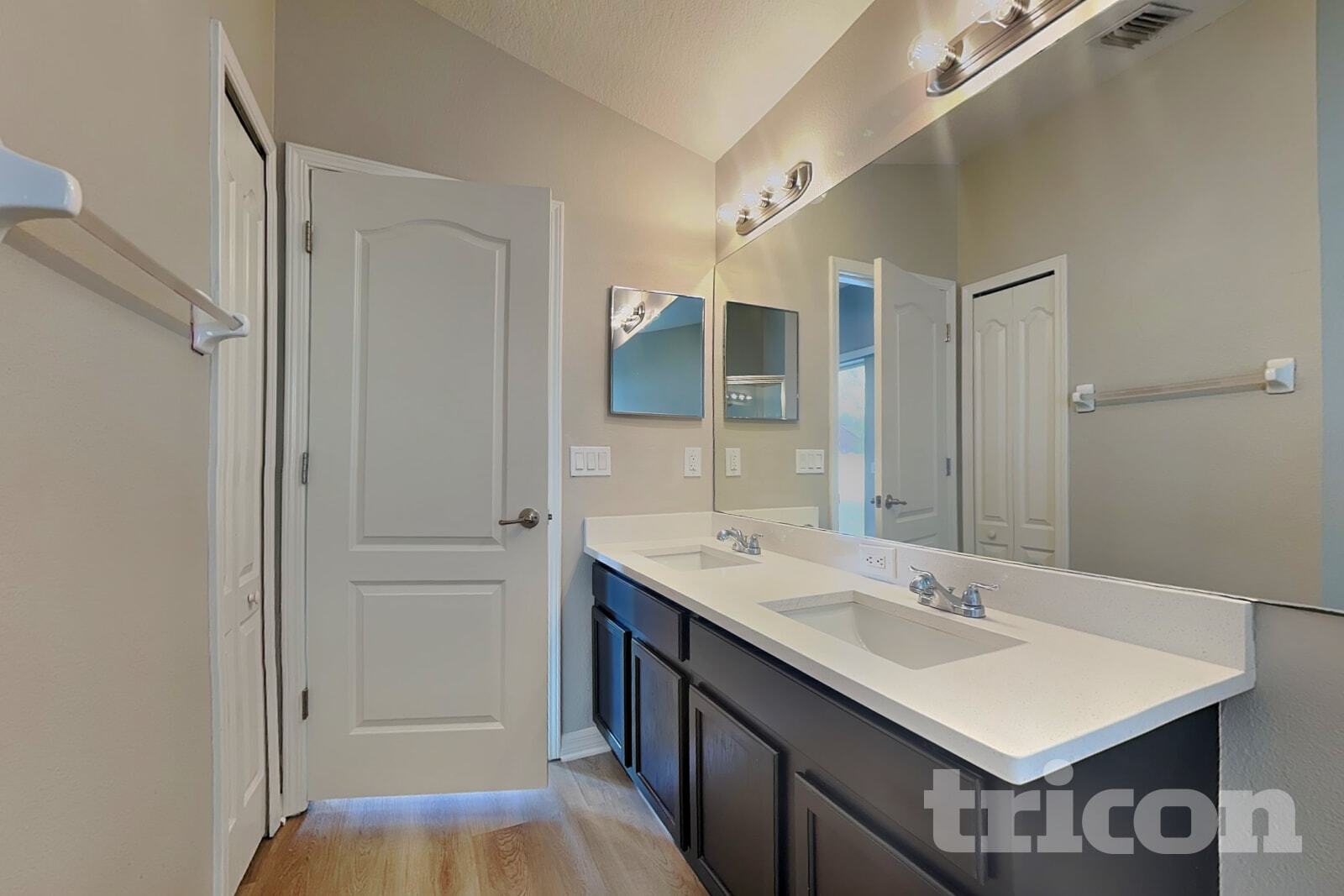 Building Photo - 31333 Heatherstone Dr