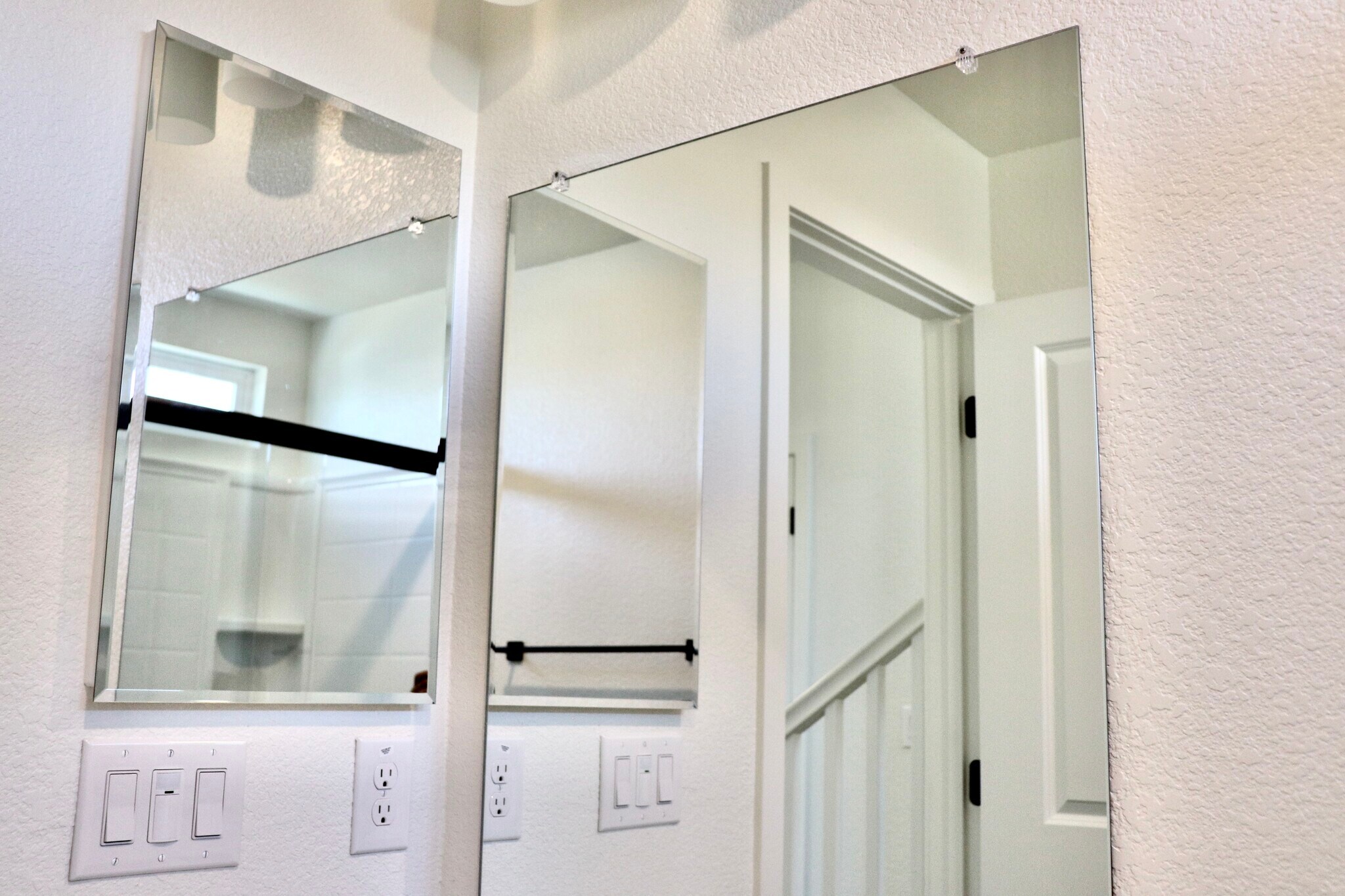 Building Photo - 1536 Minories Dr