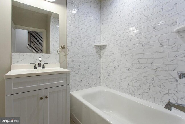 Building Photo - 2052 Gerritt St