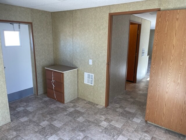 Building Photo - 6503 E Amarillo Blvd