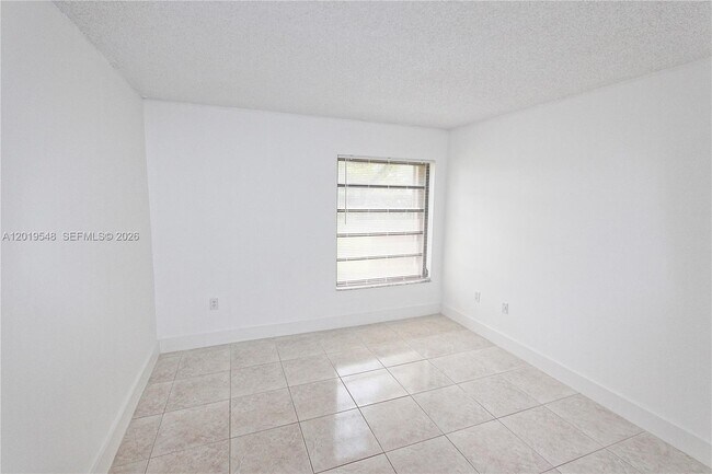 Building Photo - 5800 SW 127th Ave