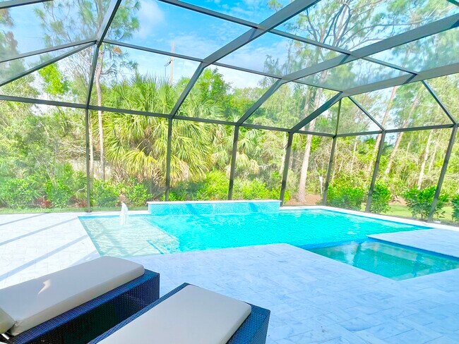 Building Photo - 12667 Biscayne Ct