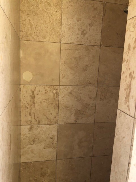 Building Photo - 3944 Edgemoor Way