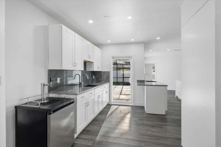 Building Photo - 1650 NW 9th St
