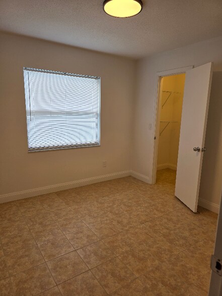 Building Photo - 46 Aaron Cir