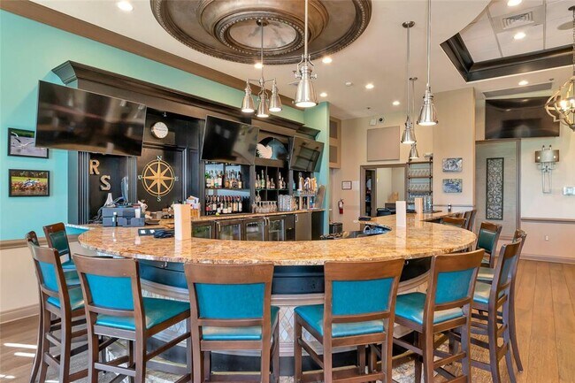 Building Photo - 7005 River Hammock Dr