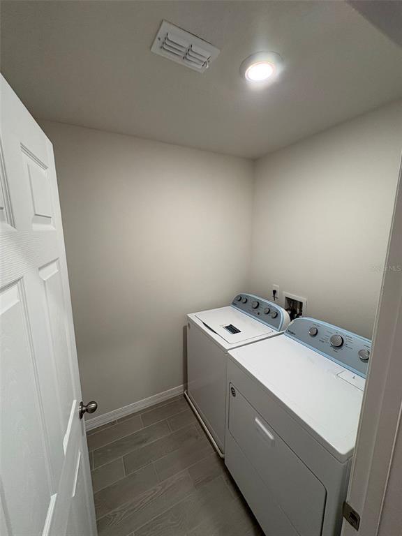 Building Photo - 2065 Milkweed St