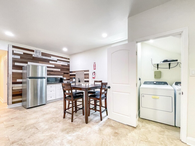 Building Photo - 2420 Martin Luther King Jr Blvd