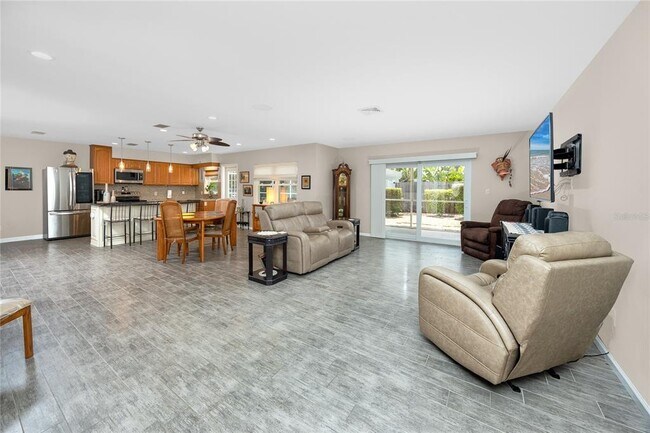 Building Photo - 10504 Lacera Dr