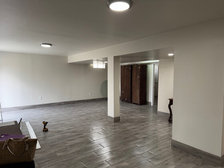 Building Photo - 114 Meadowgate Ct