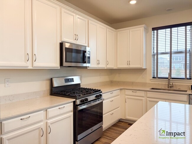 Building Photo - 10228 Vaughn St