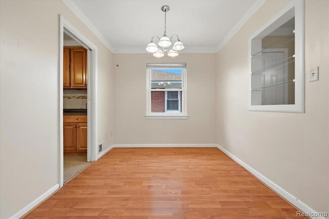 Building Photo - 1198 E Hudson Ave