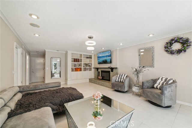 Building Photo - 17675 Rainglen Ln
