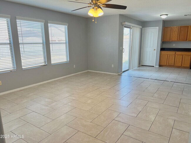 Building Photo - 2874 W Mineral Butte Dr