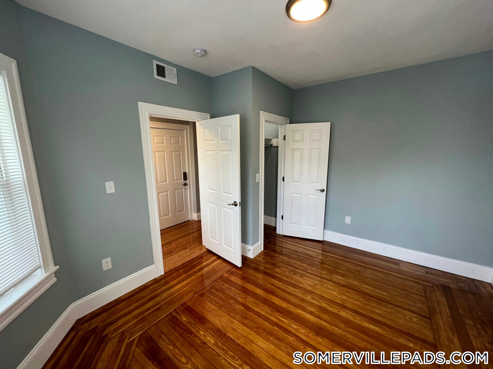 Building Photo - 33 Hancock St