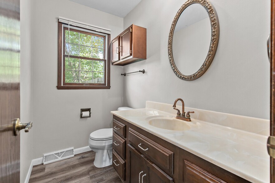Half Bathroom - 1140 S Bluemound Dr