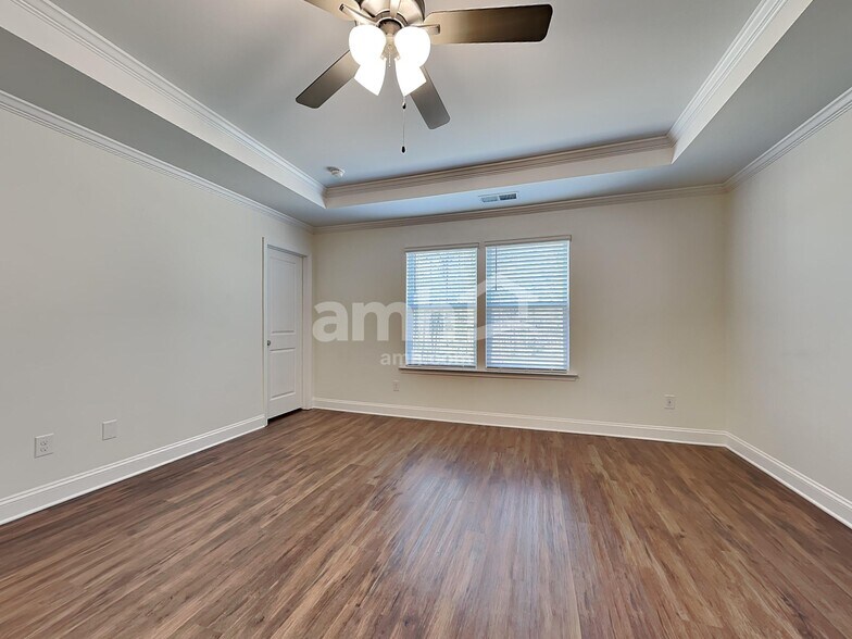 Building Photo - 7112 Garrett Ct