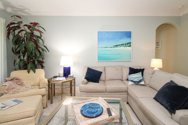 Building Photo - ** 2 PLUS DEN\2 BATH CONDO IN BARBADOS AT ...
