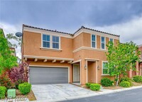 Building Photo - Northwest 4 bedroom!