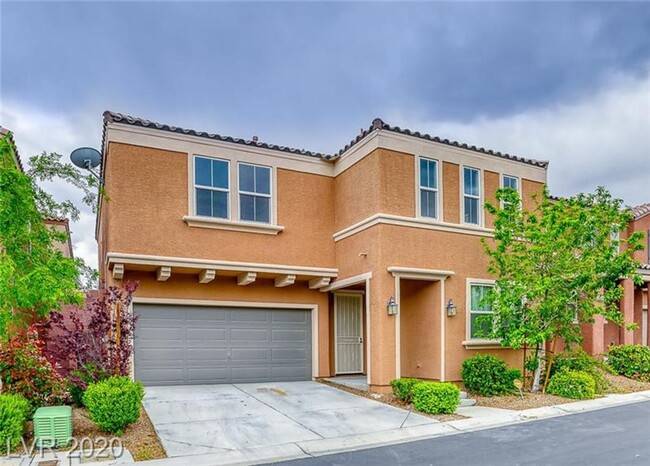 Primary Photo - Northwest 4 bedroom!