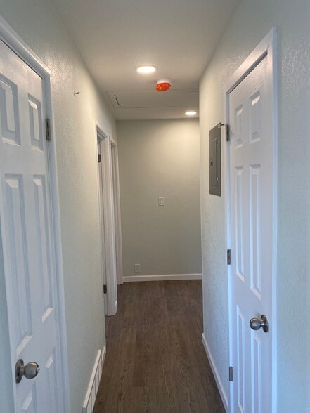 Building Photo - 12960 E 13th Pl