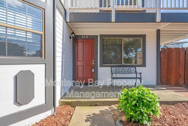 Building Photo - 415 Palo Verde Ave