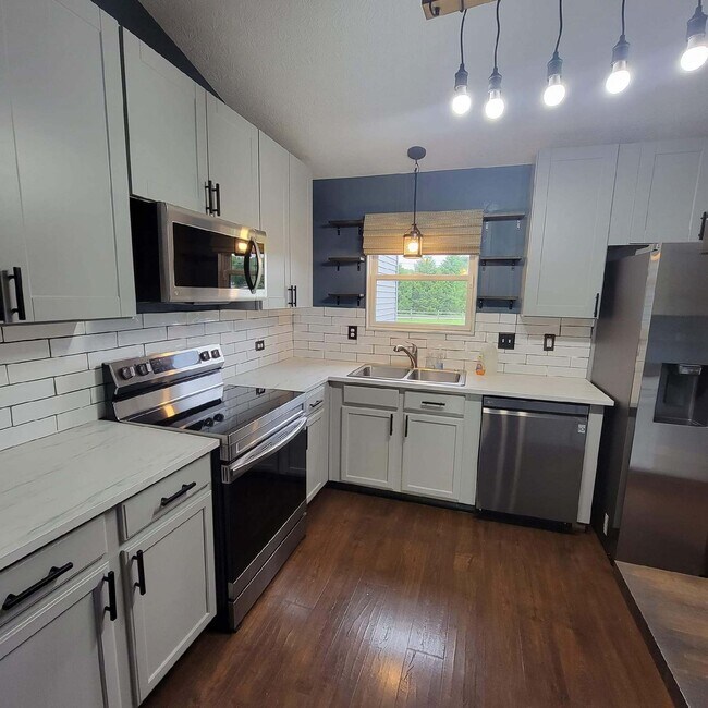 Building Photo - 1492 N Wild Turkey Dr