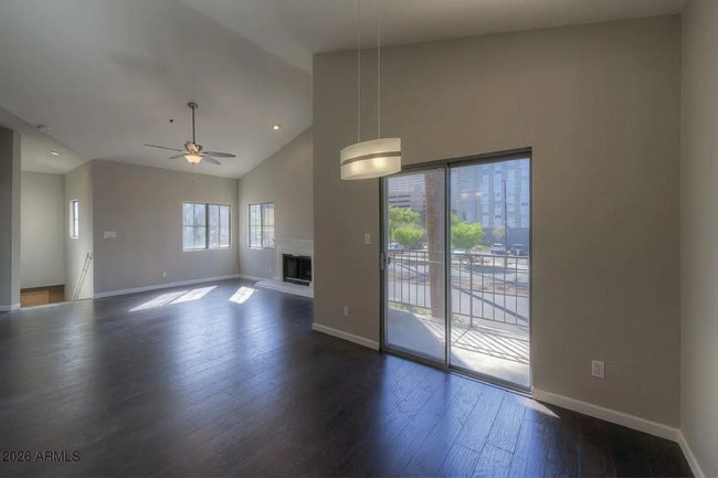 Building Photo - 100 E Fillmore St